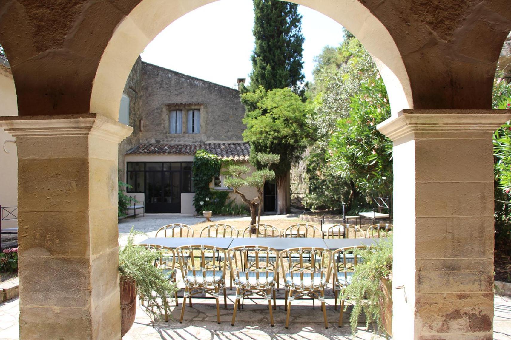 Chateau De L'Olivete Cornillon Exteriör bild